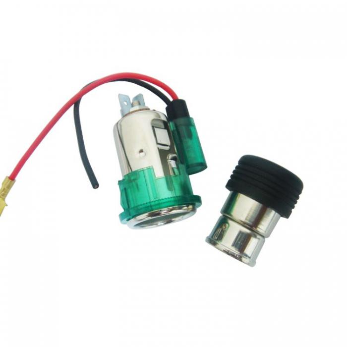 Универсална запалка за автомобили - 12V -09649 - зелена