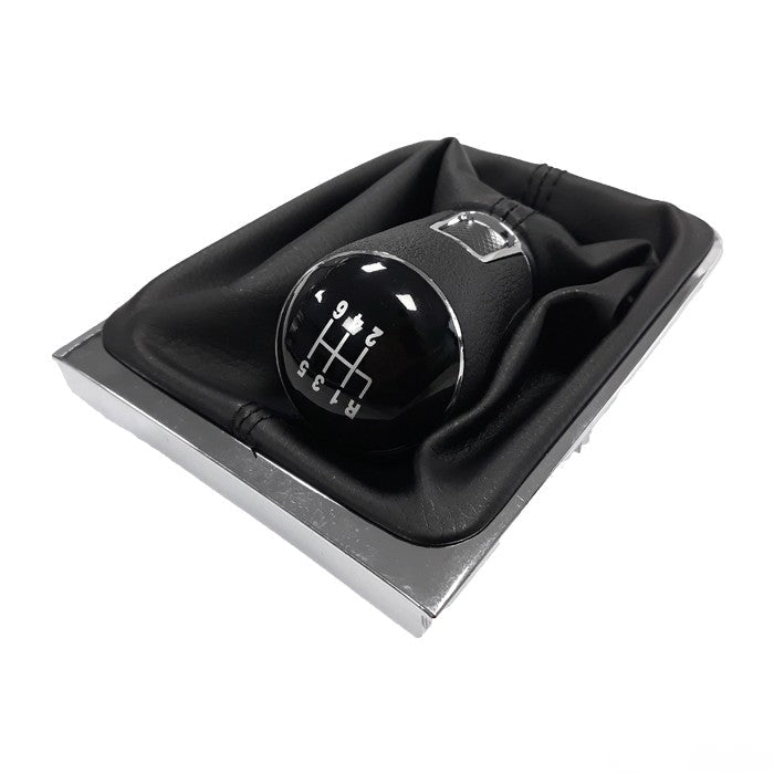 Топка за скоростен лост с маншон съвместима с VW Passat B7 11-15 с 6 скорости