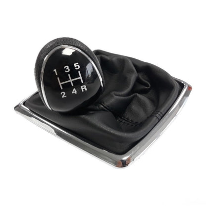 Топка за скоростен лост с маншон съвместима с Ford Focus 04-11 с 5 скорости